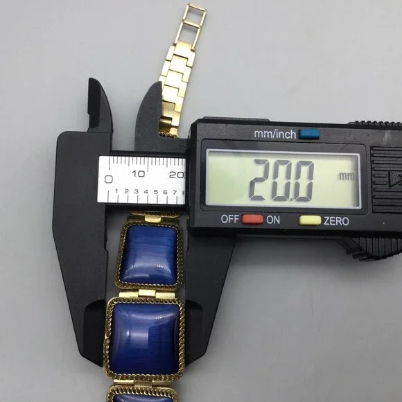 Vintage Chaika Yanka Hidden Dial Womens Watch 20mm Gold Tone Blue Manual Wind